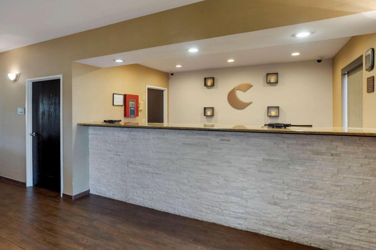 Comfort Inn Hobart-Merrillville I-65 Экстерьер фото