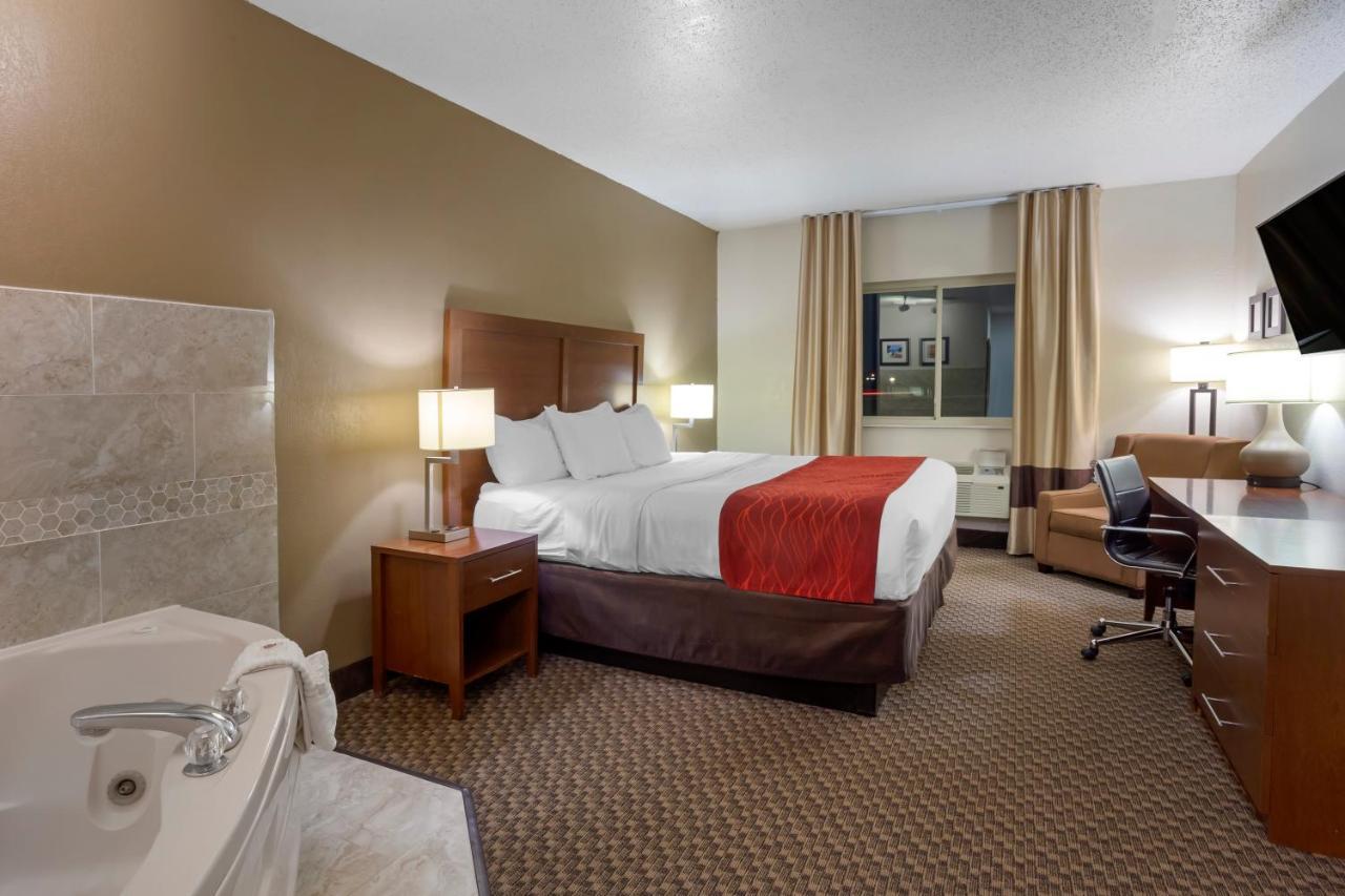 Comfort Inn Hobart-Merrillville I-65 Экстерьер фото