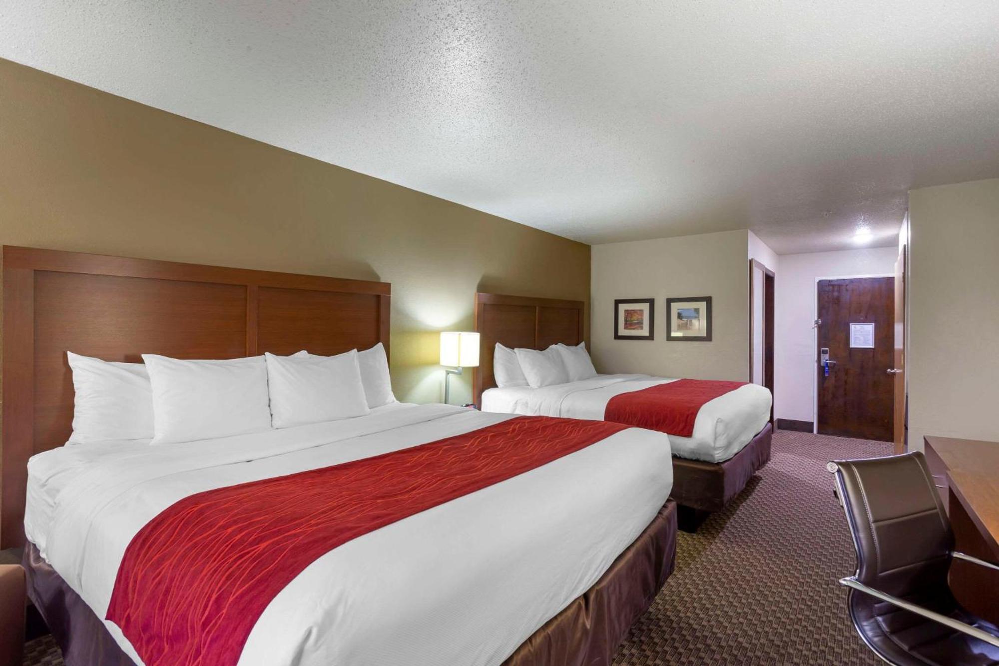 Comfort Inn Hobart-Merrillville I-65 Экстерьер фото